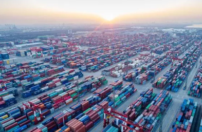 為減少新冠疫情的影響，寧波海運實施了哪些措施？