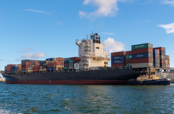 寧波貨代公司不僅在服務(wù)地方經(jīng)濟(jì)、推動(dòng)國(guó)際貿(mào)易方面發(fā)揮著重要作用