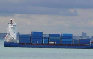 加速創造現代的國際物流中心