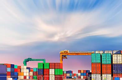 上海國際海運需要防范哪些風險呢？影響它價格的因素有哪些？