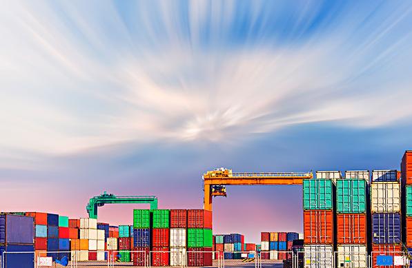 意大利海運物流的發展現狀以及相關的優勢和挑戰是怎樣的？