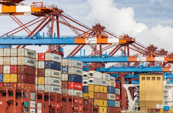 在國際貨運(yùn)全球物流網(wǎng)絡(luò)崛起的進(jìn)程中，科技創(chuàng)新是關(guān)鍵推動因素之一