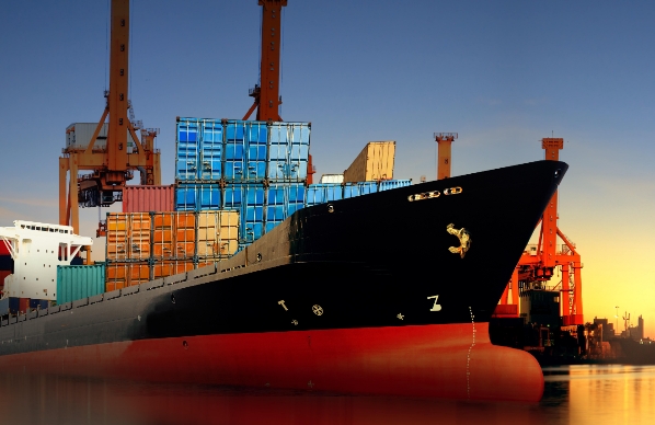 美國的海運(yùn)業(yè)將繼續(xù)發(fā)揮其重要作用，推動全球貿(mào)易的發(fā)展