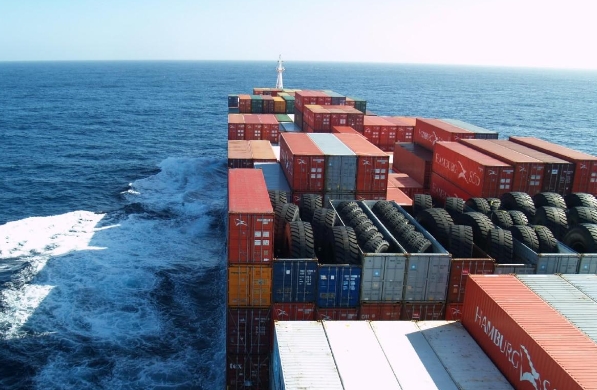 上海到巴基斯坦專線以其快捷高效的特性，成為眾多企業選擇的首選