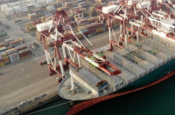 上海國際貨運代理為客戶提供優(yōu)質(zhì)物流解決方案，推動全球貿(mào)易的發(fā)展